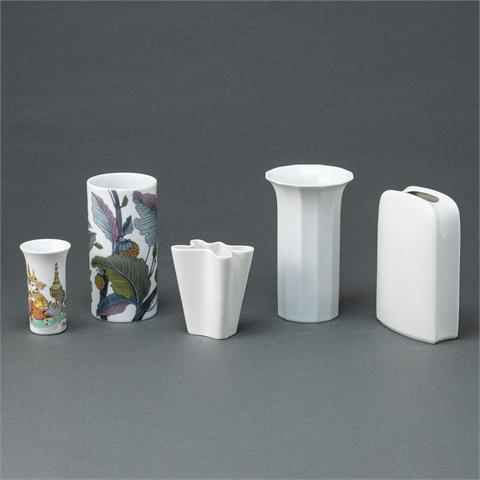 5 unterschiedliche Vasen. Rosenthal AG, Selb nach 1961 und Porzellanfabrik E. Thomas, Marktredwitz 1984.