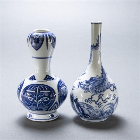 Zwei Vasen, China.
