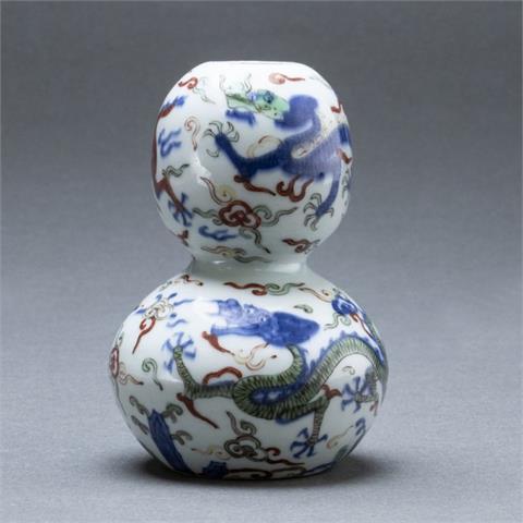 Kleine Ducai-Kalebassenvase, China, 20. Jahrhundert