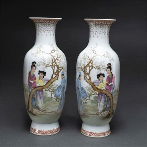 Paar Balustervasen, China, 1970er Jahre