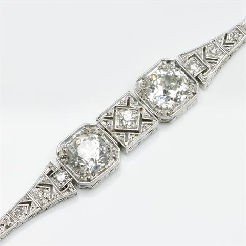 Art Déco-Armband mit zwei Altschliff-Diamanten