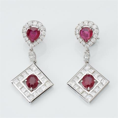 Paar Rubine-Ohrringe mit Diamant