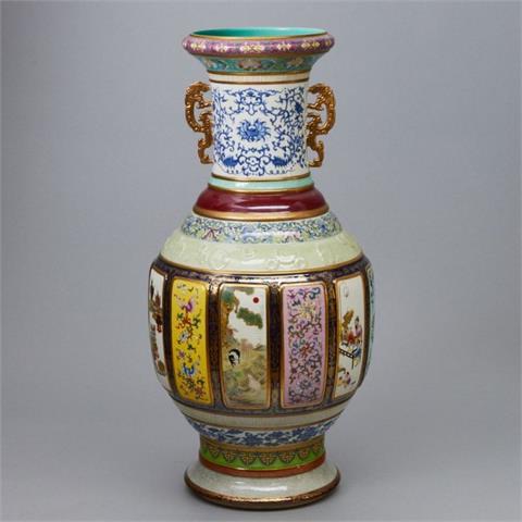 Große Vase, China