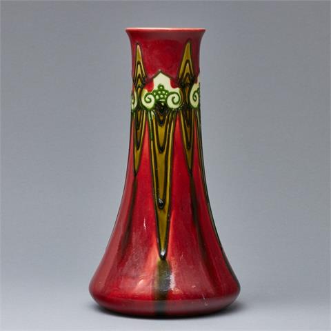 Vase  Calla-Lilien-Blüten - Minton Secessionist Ware. Minton, Stoke-on-Trent in Staffordshire / England 1902-1920.