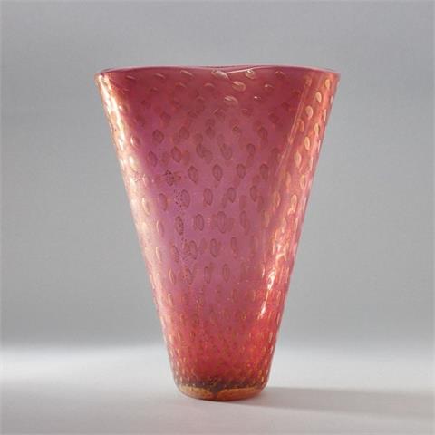 Ovale Vase, oben eingedrückt. Murano.