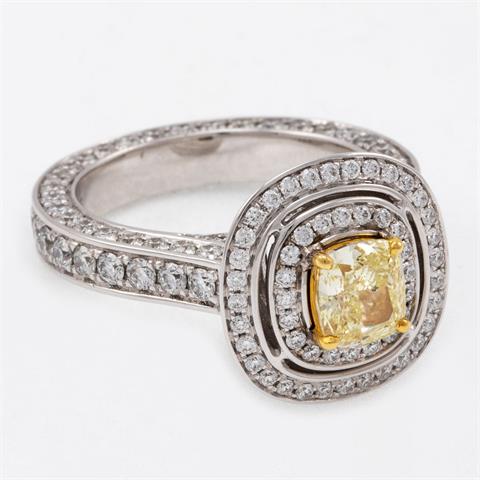 Eleganter Fancy-Diamant-Ring