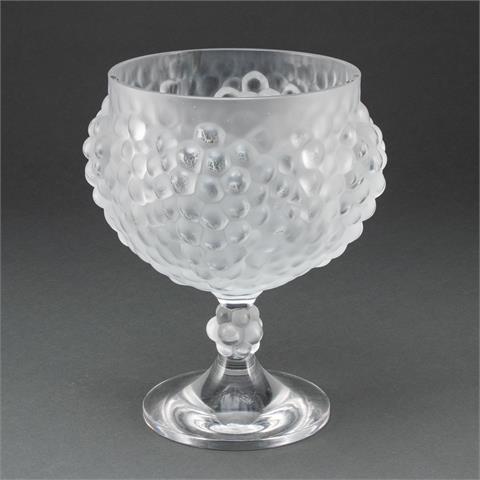 Großer Pokal mit Weintrauben. Lalique