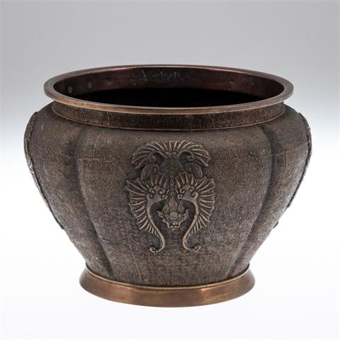 Bronze-Cachepot, China um 1900