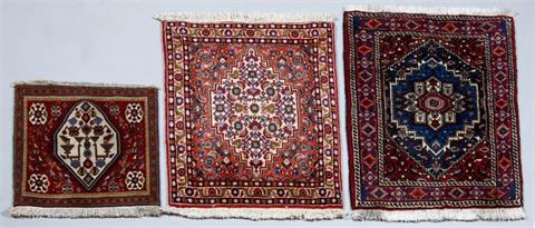 Drei kleine Teppiche, Persien, 20. Jahrhundert