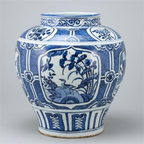 Balustervase / Weinkrug im Ming-Stil, China, 19. Jahrhundert