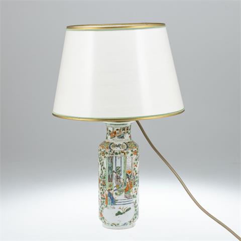 Famille verte-Vasenlampe, China, Ende 19. Jahrhundert (Vase)